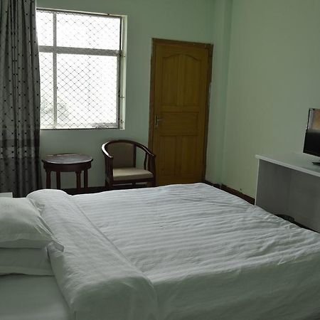 Tianwaitian Inn Лхаса Экстерьер фото